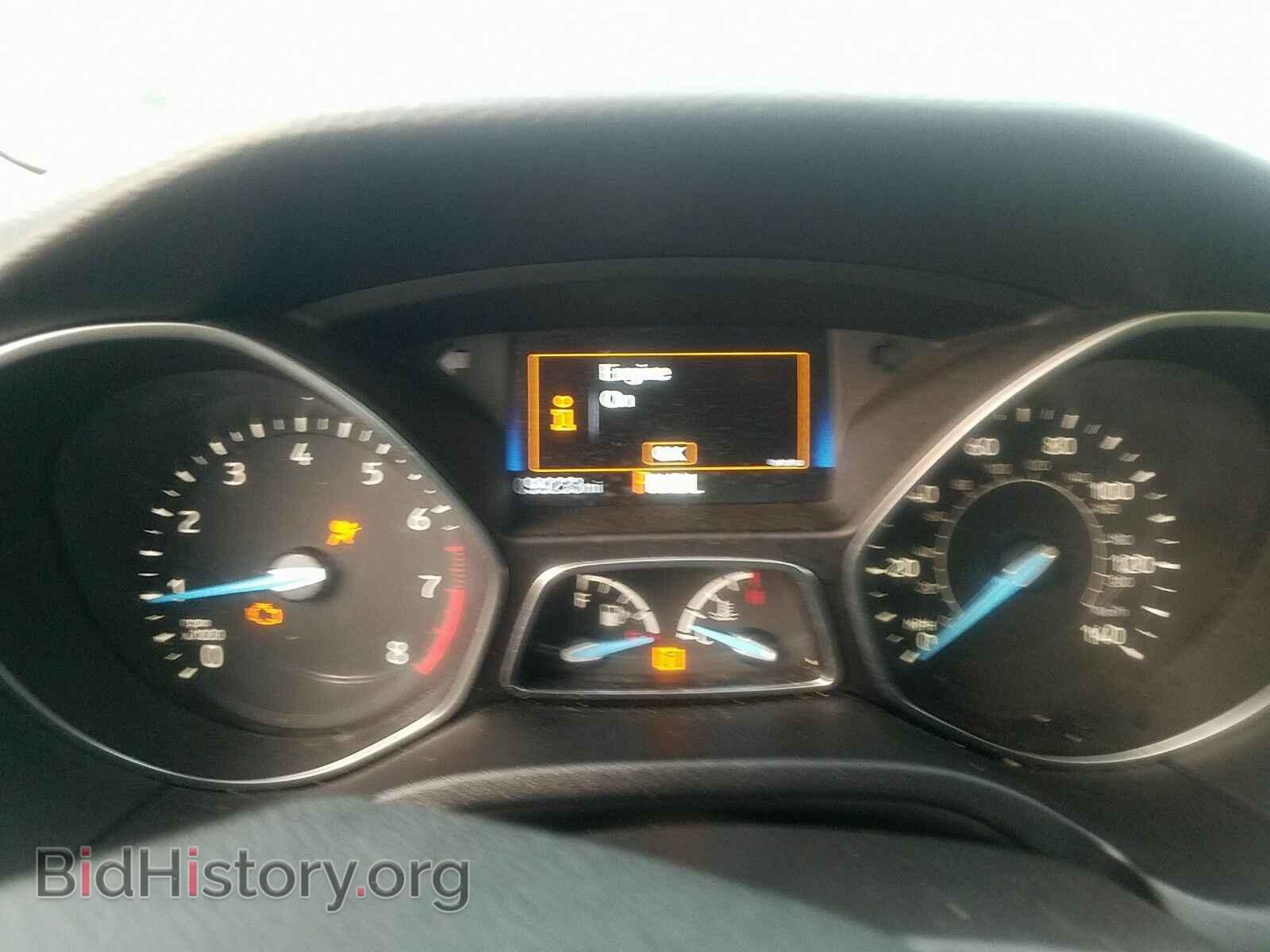 2016 Ford Focus - VIN: 1FADP3K28GL213564 - Photo 5