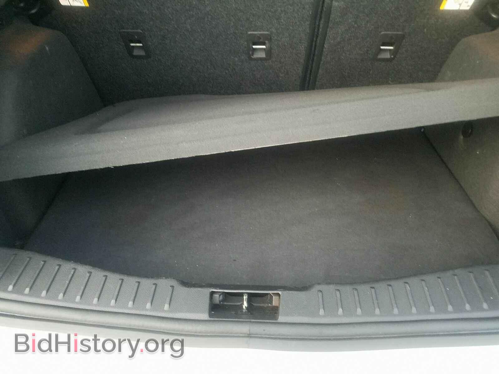 2016 Ford Focus - VIN: 1FADP3K28GL213564 - Photo 7