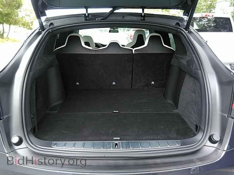 2018 Tesla Model X - VIN: 5YJXCDE26JF126597 - Photo 7