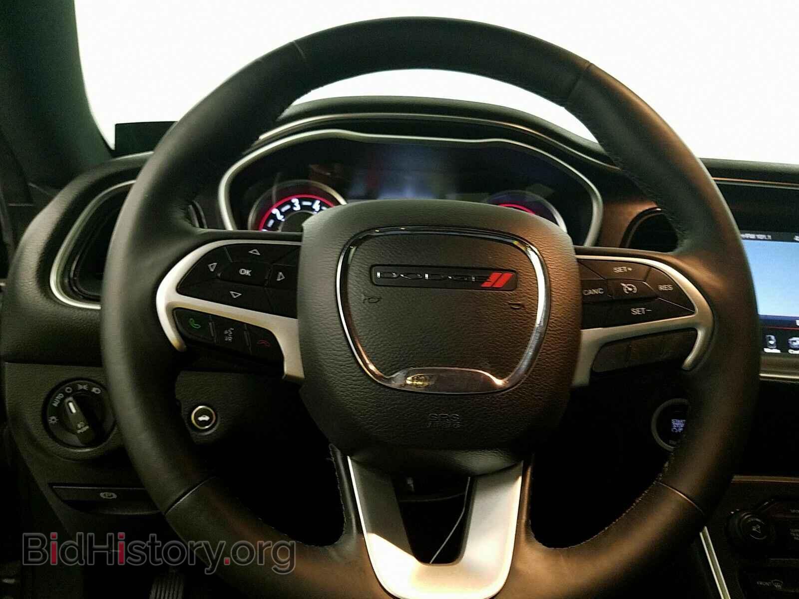 2015 Dodge Challenger - VIN: 2C3CDZBT8FH788516 - Photo 10