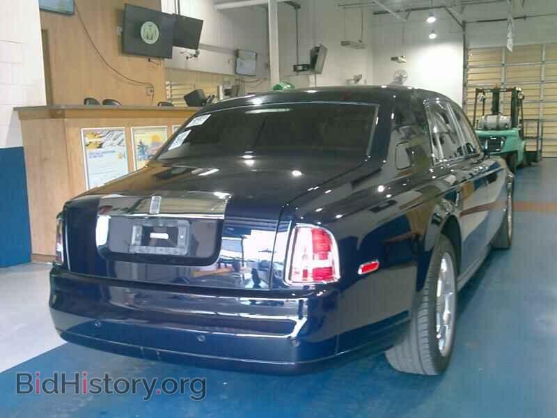 2007 Rolls-Royce PHANTOM (VIN SCA1S68517UX08396) — photo 2 of 12