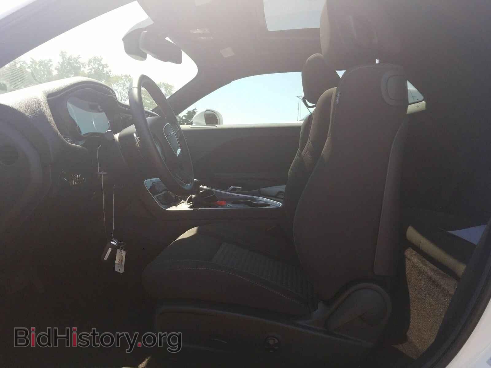 2017 Dodge Challenger - VIN: 2C3CDZBT0HH640945 - Фото 3