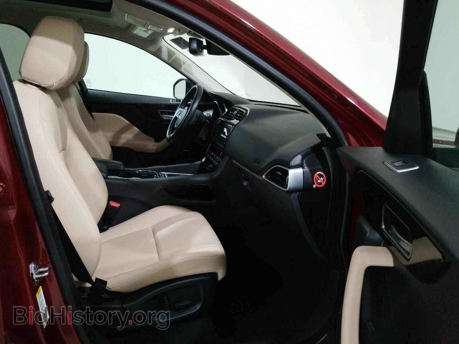 2017 Jaguar F-PACE - VIN: SADCS2BVXHA065444 - Фото 8