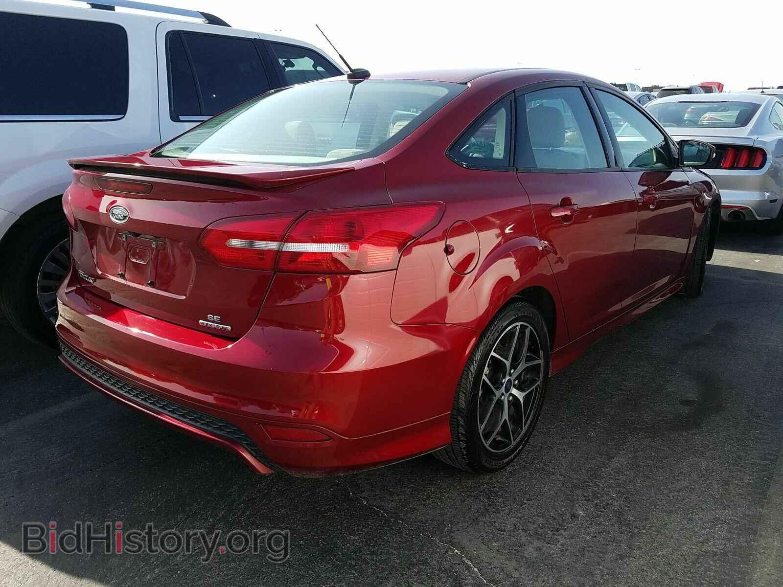 2016 Ford Focus - VIN: 1FADP3F23GL253027 - Photo 2