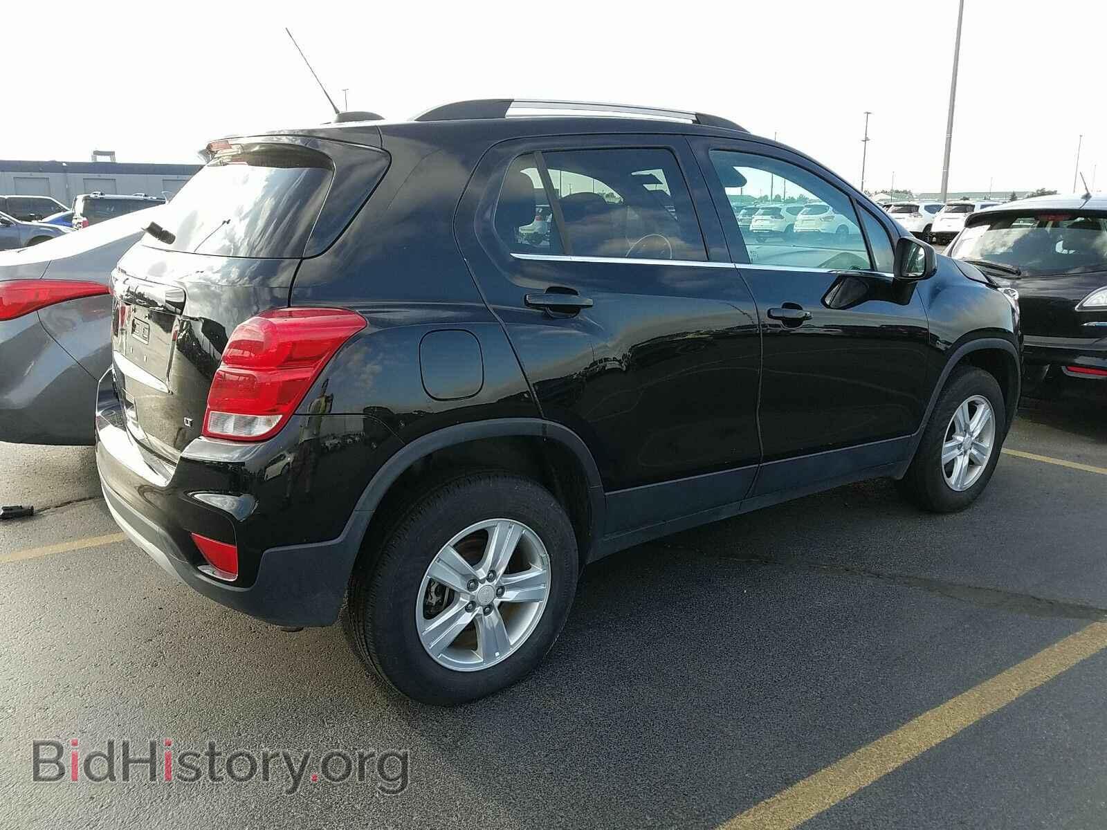 2017 Chevrolet Trax - VIN: 3GNCJPSB4HL130385 - Фото 2