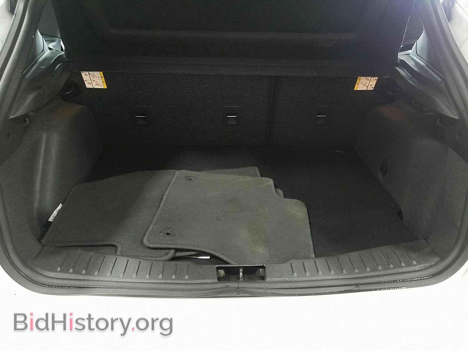 2016 Ford Focus - VIN: 1FADP3L95GL323483 - Photo 7