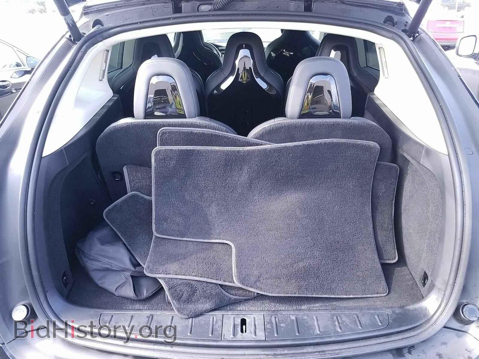 2016 Tesla Model X - VIN: 5YJXCAE2XGF004767 - Photo 7