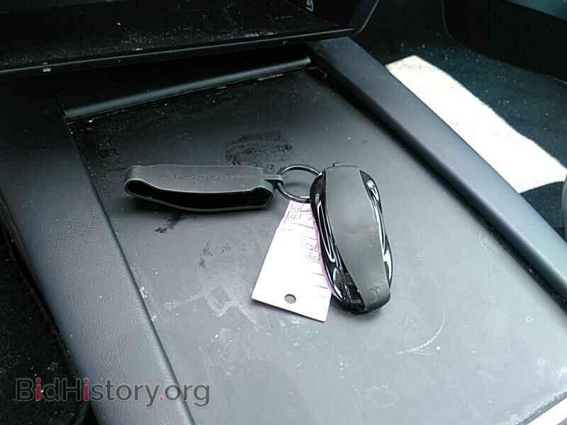 2016 Tesla Model S - VIN: 5YJSA1E29GF141778 - Photo 8