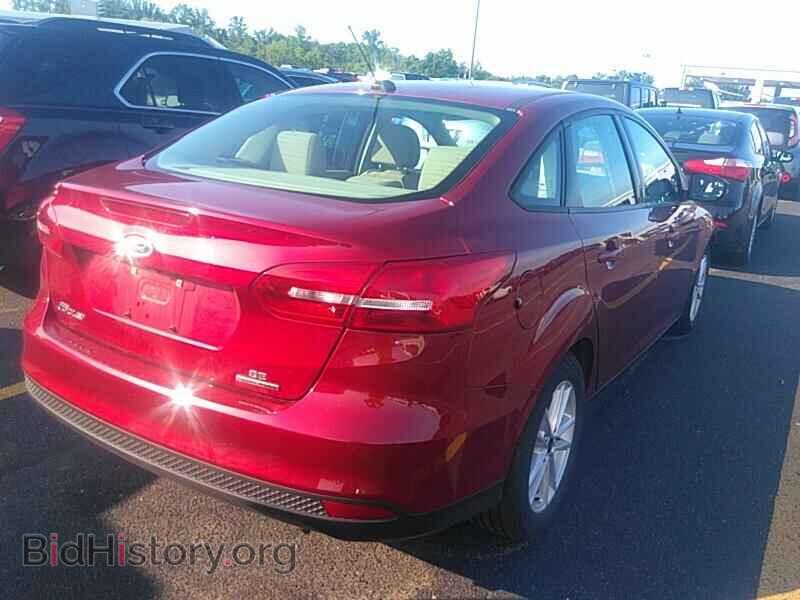 2016 Ford Focus - VIN: 1FADP3F27GL314623 - Photo 2