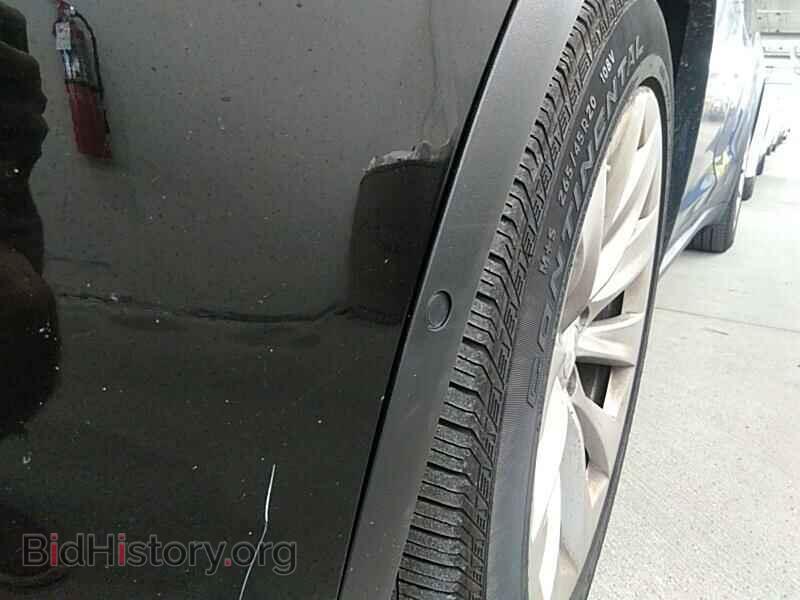 2016 Tesla Model X - VIN: 5YJXCAE25GF004921 - Photo 16