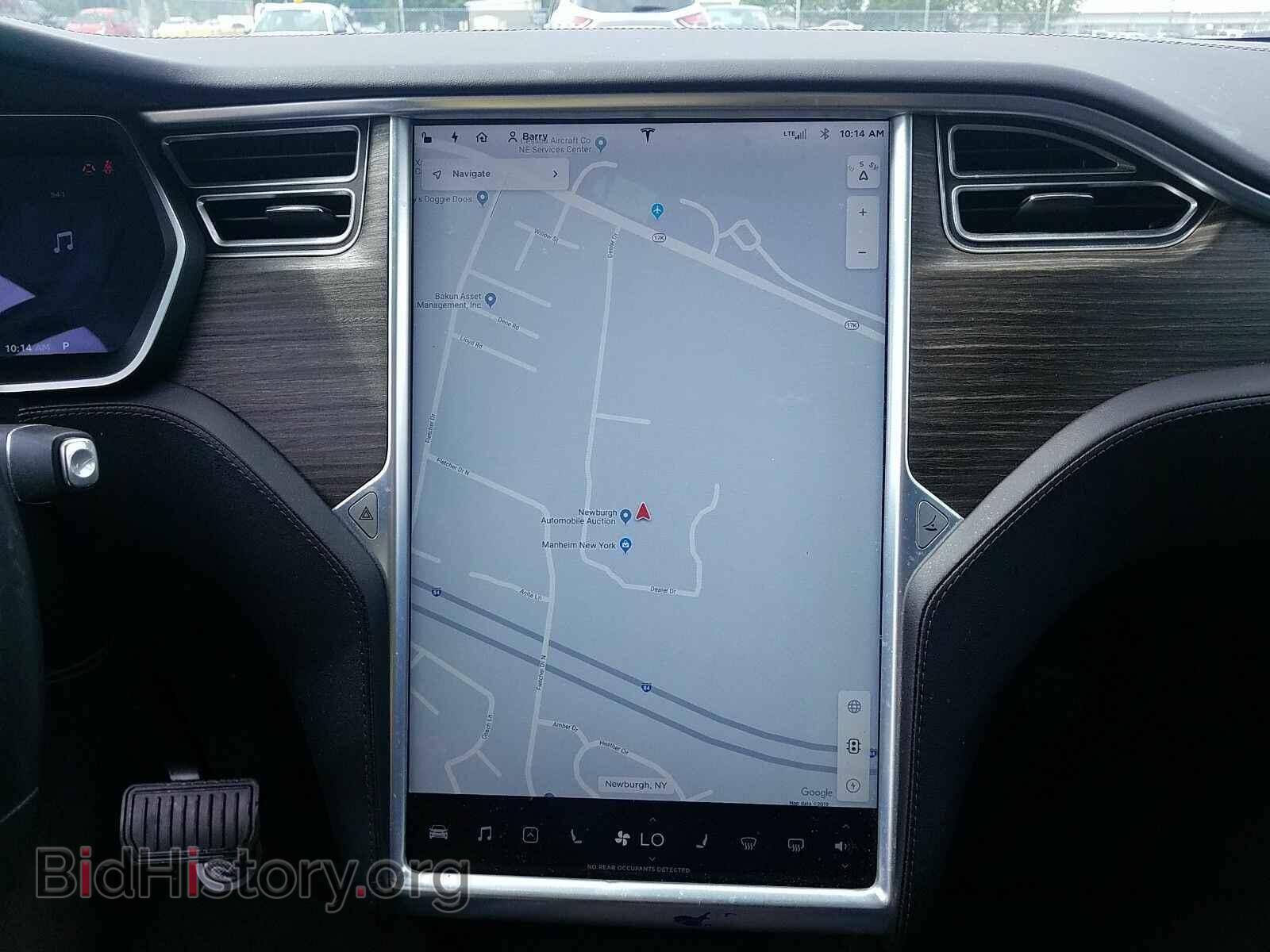 2016 Tesla Model X - VIN: 5YJXCAE25GF004921 - Photo 4