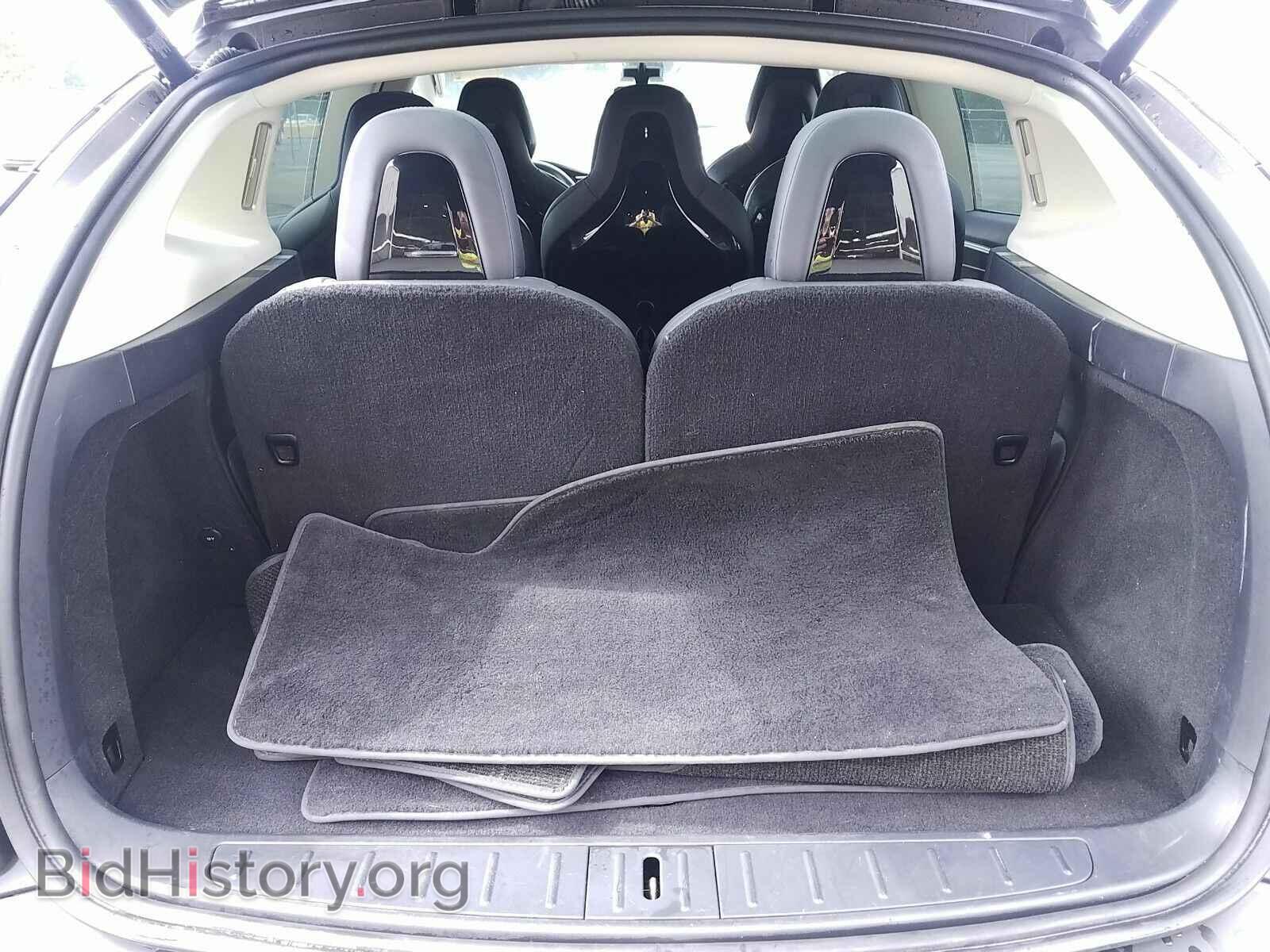 2016 Tesla Model X - VIN: 5YJXCAE25GF004921 - Photo 7
