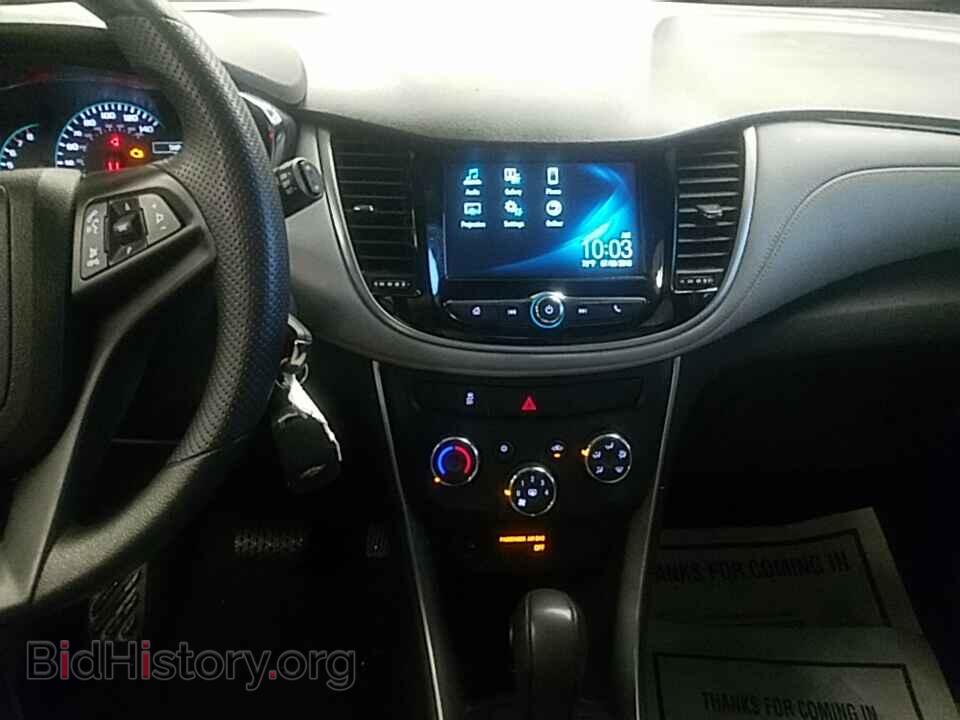 2017 Chevrolet Trax - VIN: 3GNCJNSB9HL194216 - Фото 4