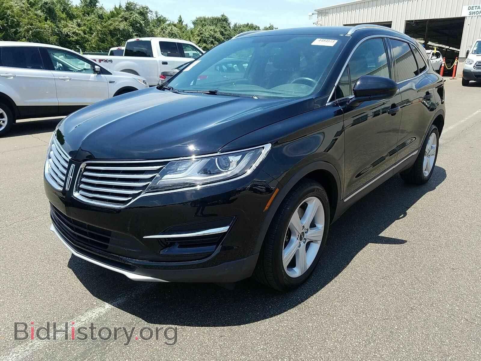 Фотография 5LMCJ1C96HUL03677 - Lincoln MKC 2017