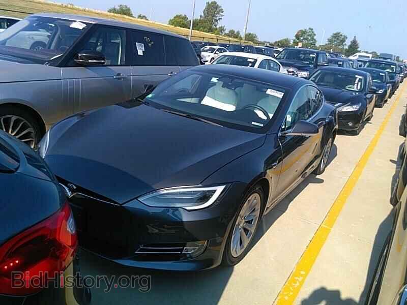 Photo 5YJSA1E22JF291318 - Tesla Model S 2018