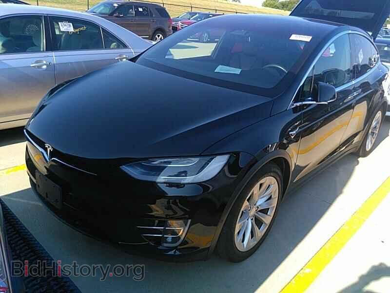 Фотография 5YJXCDE29JF090260 - Tesla Model X 2018