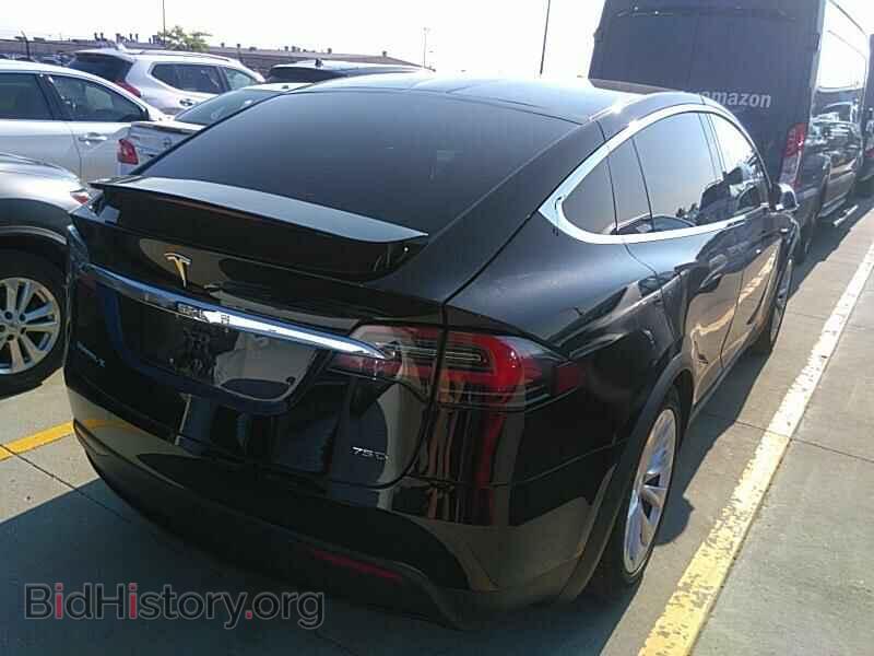 2018 Tesla Model X - VIN: 5YJXCDE29JF090260 - Фото 2