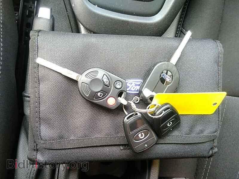 2016 Ford Focus - VIN: 1FADP3K29GL252406 - Photo 8