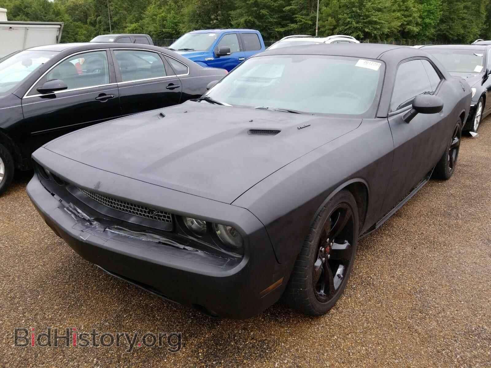Photo 2C3CDYBT8EH101737 - Dodge Challenger 2014