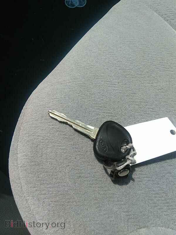 2008 Kia Optima - VIN: KNAGE123785237920 - Фото 8