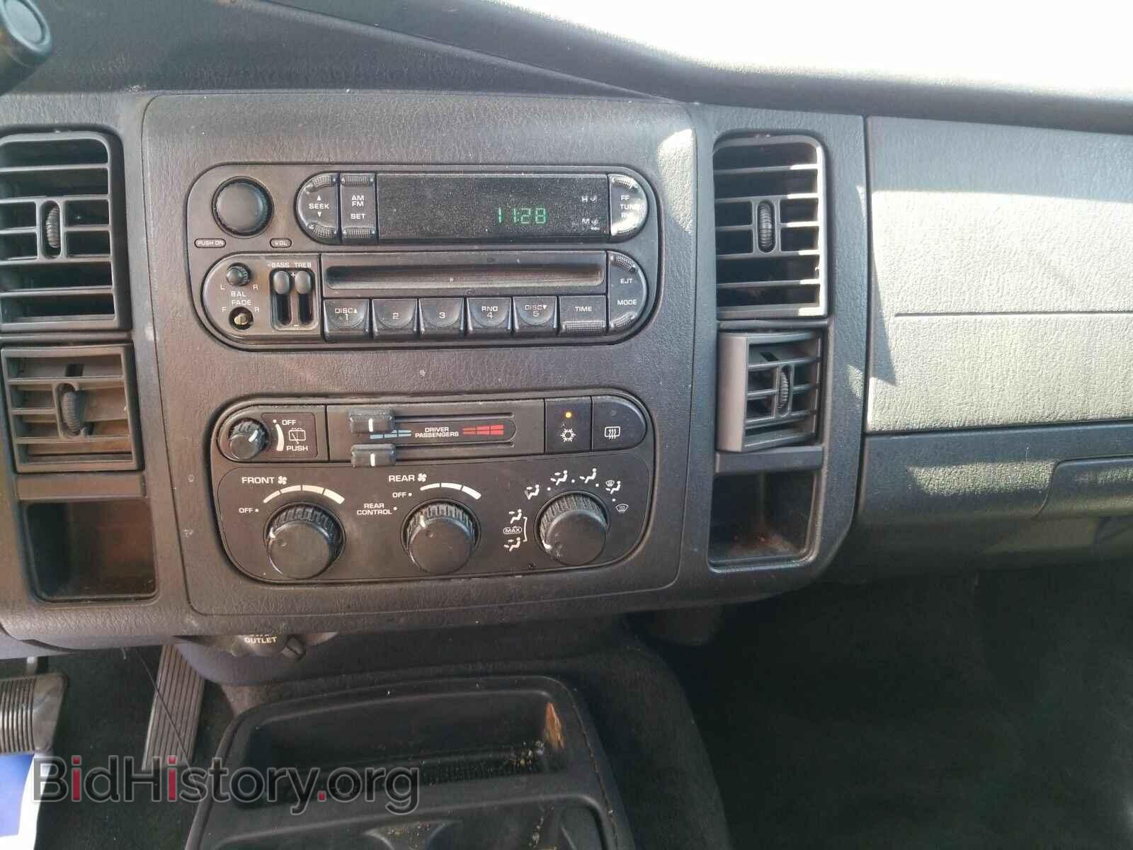 2003 Dodge Durango - VIN: 1D4HR38N73F613828 - Photo 4