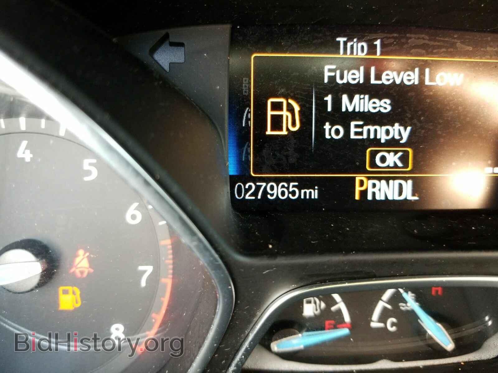 2017 Ford Focus - VIN: 1FADP3E23HL322706 - Фото 5