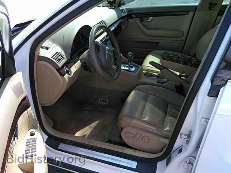 2008 Audi A4 - VIN: WAUDF78E98A162446 - Фото 3