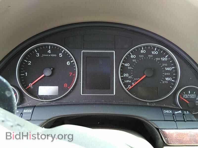 2008 Audi A4 - VIN: WAUDF78E98A162446 - Фото 5