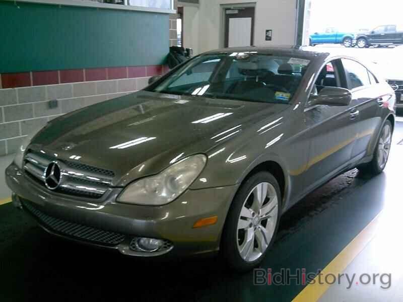 Photo WDDDJ72X89A142630 - Mercedes-Benz CLS-Class 2009