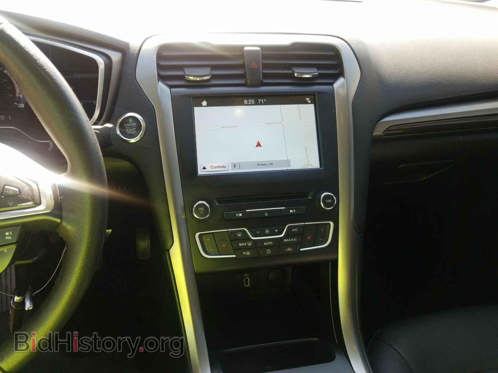 2017 Ford Fusion Energi - VIN: 3FA6P0PU7HR215519 - Фото 4