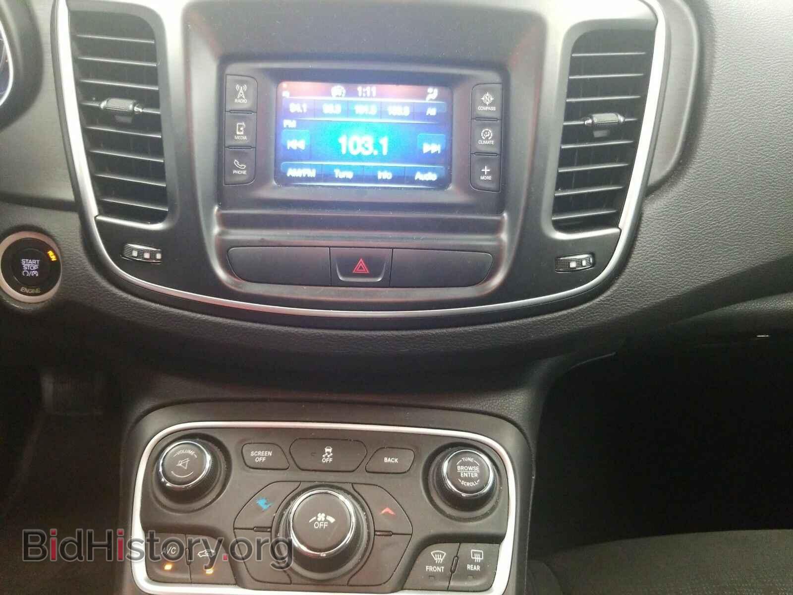 2016 Chrysler 200 - VIN: 1C3CCCAB8GN128798 - Фото 11
