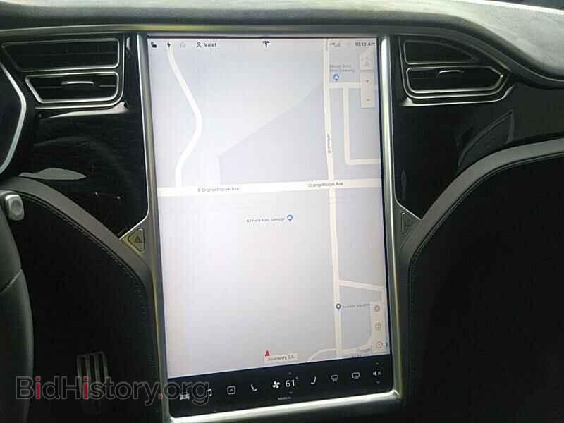 2016 Tesla Model X - VIN: 5YJXCAE49GF023795 - Фото 4