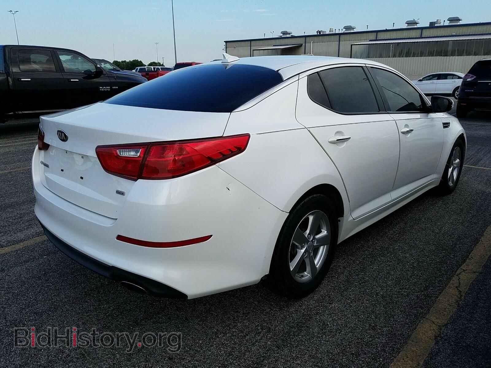 2015 Kia Optima - VIN: KNAGM4A70F5632673 - Photo 2