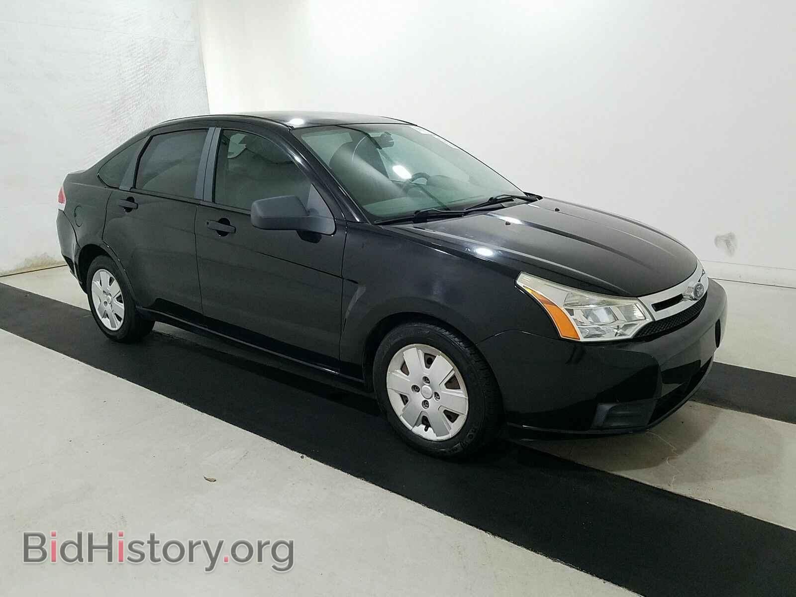 2008 Ford Focus - VIN: 1FAHP34N18W198446 - Фото 3