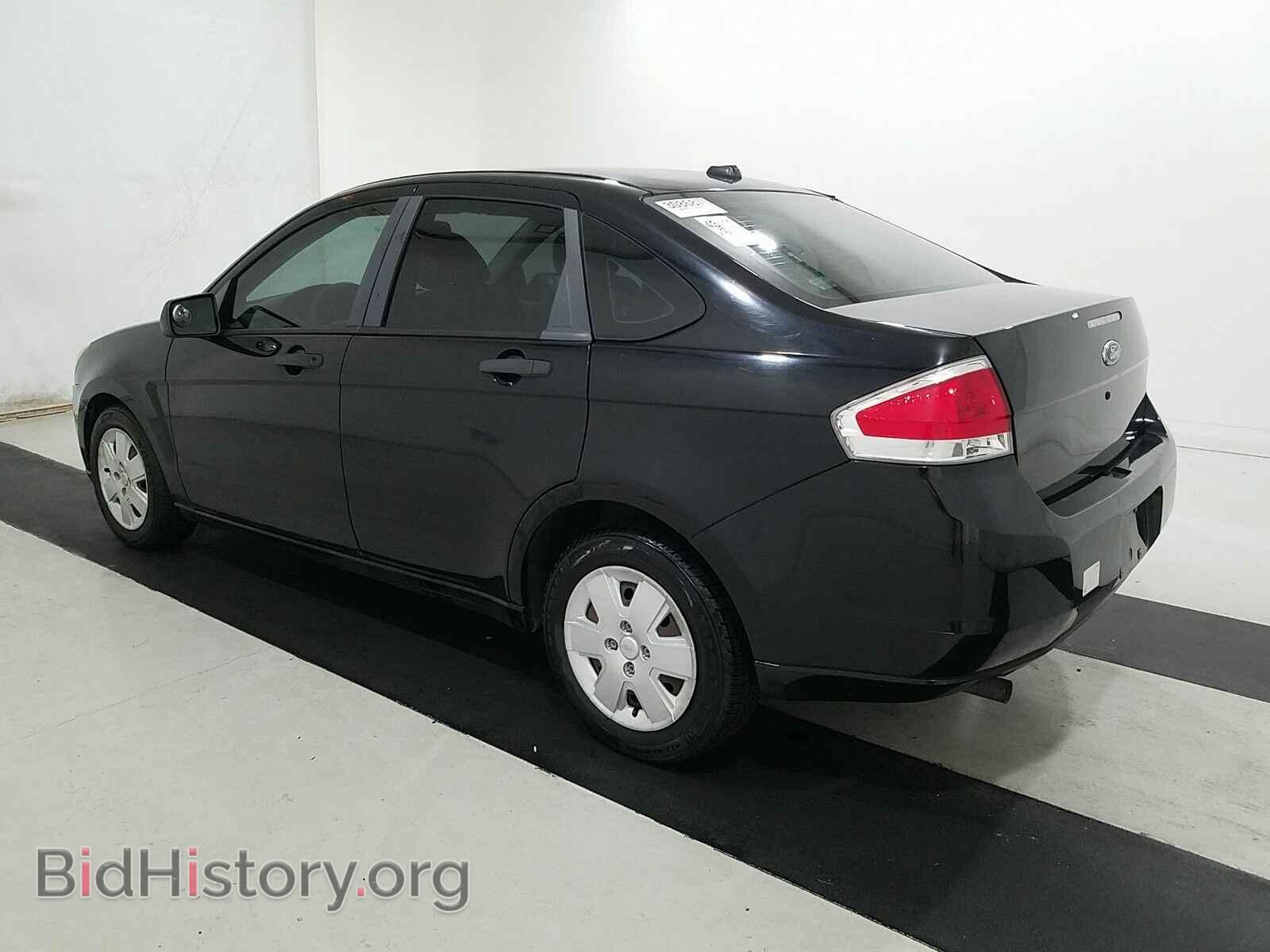 2008 Ford Focus - VIN: 1FAHP34N18W198446 - Фото 6