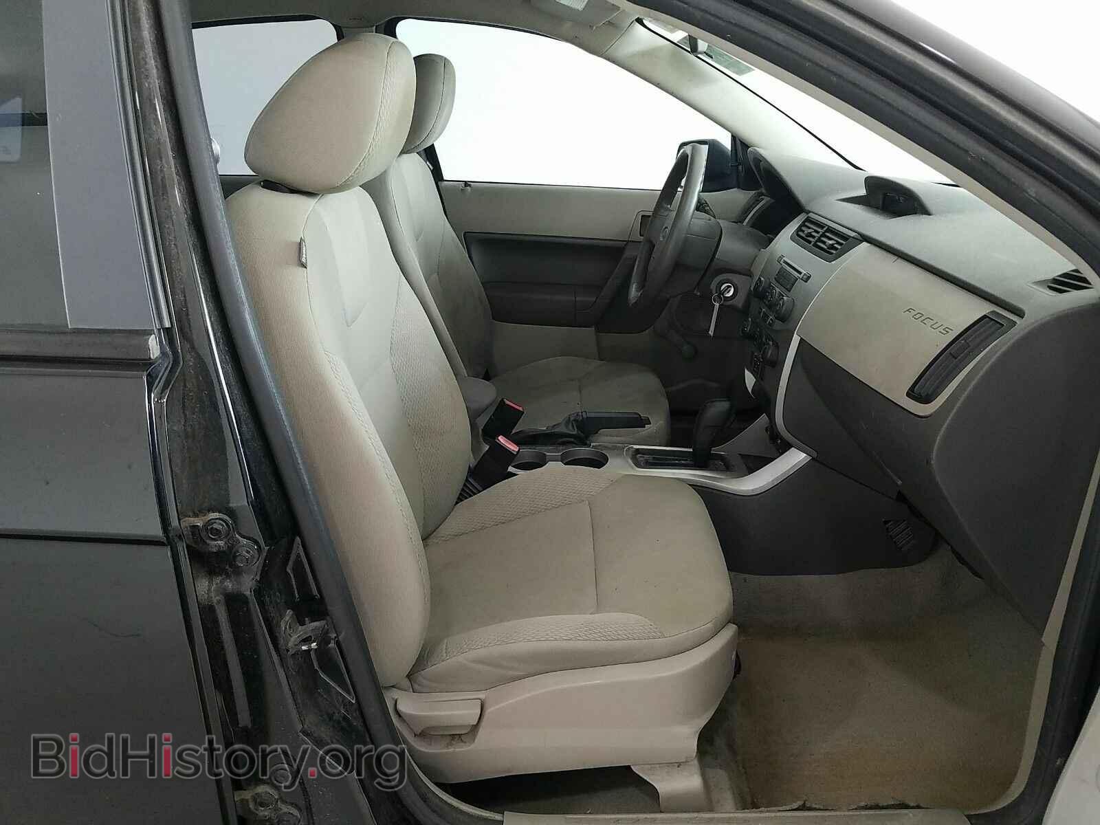 2008 Ford Focus - VIN: 1FAHP34N18W198446 - Фото 8