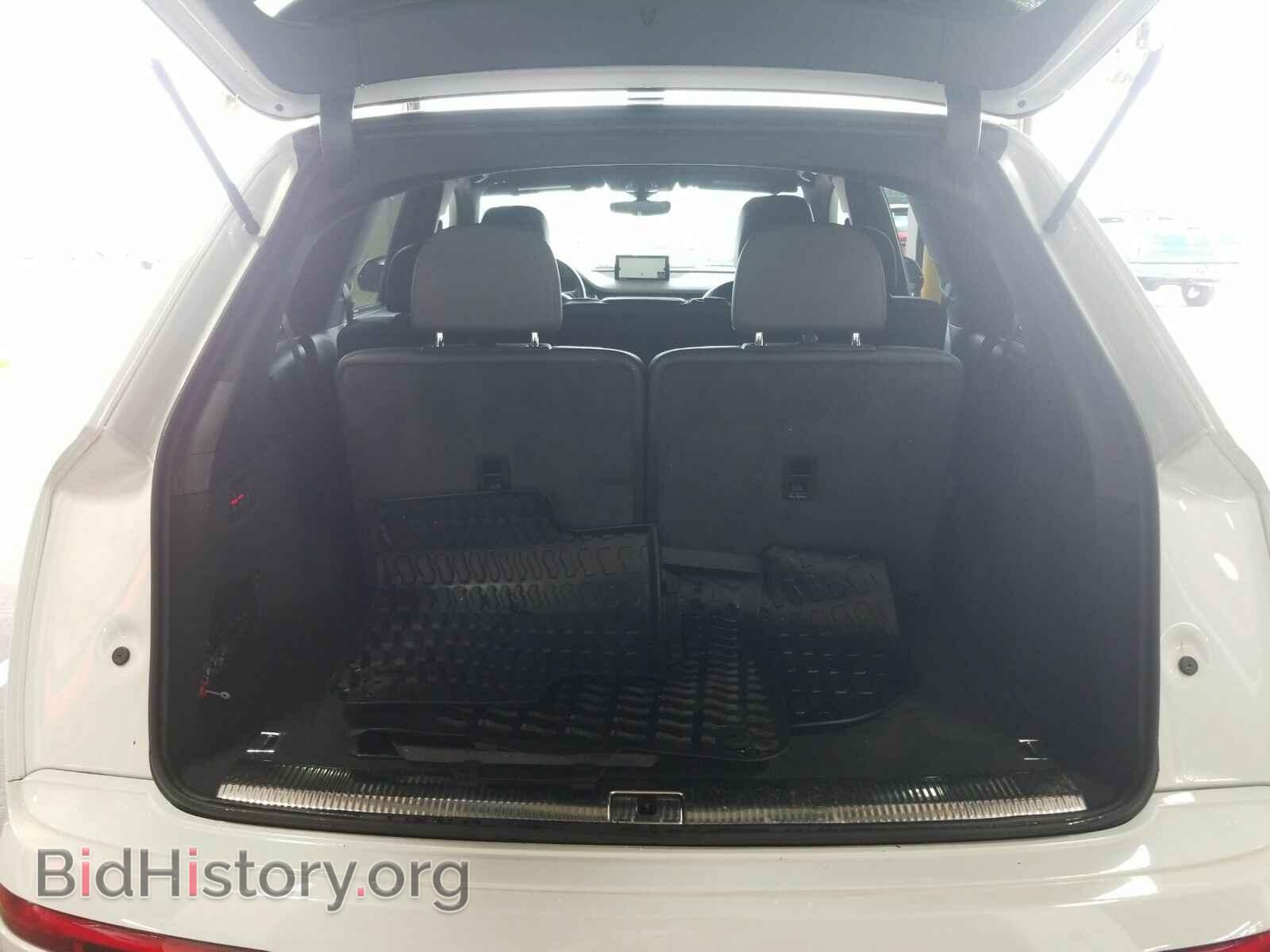 2017 Audi Q7 - VIN: WA1LAAF71HD010443 - Фото 7