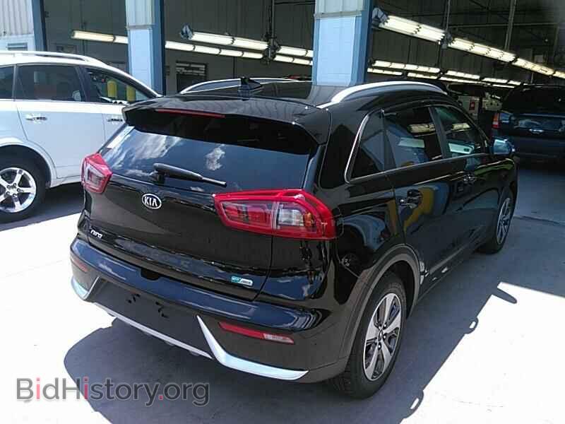 2017 Kia Niro - VIN: KNDCC3LC3H5036405 - Фото 2