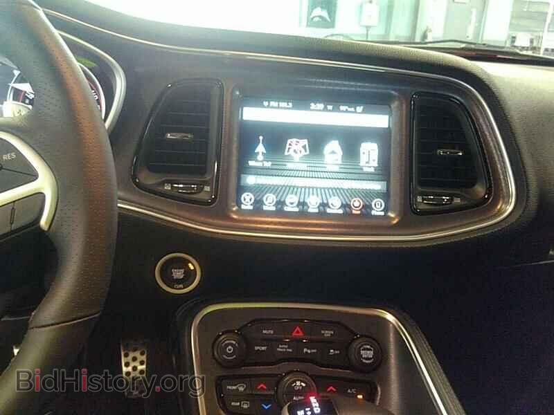 2017 Dodge Challenger - VIN: 2C3CDZFJ4HH592195 - Фото 4