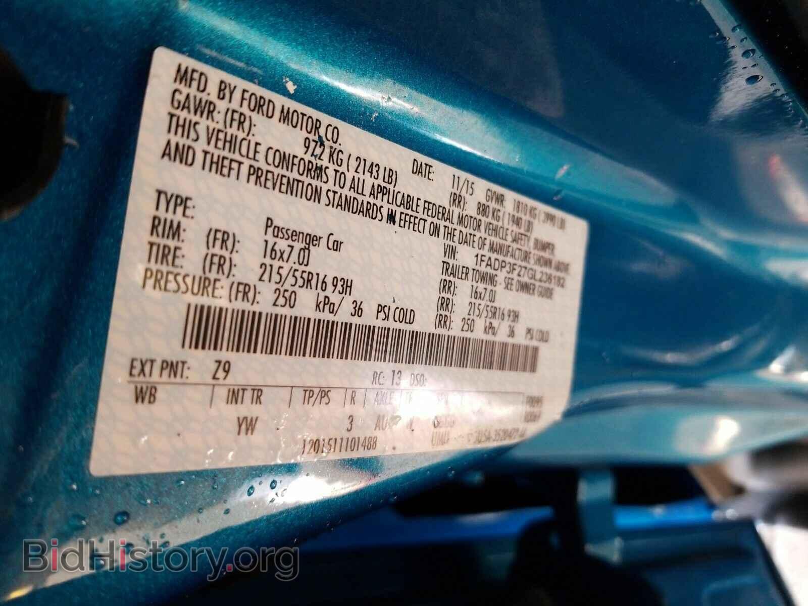 2016 Ford Focus - VIN: 1FADP3F27GL236182 - Photo 6