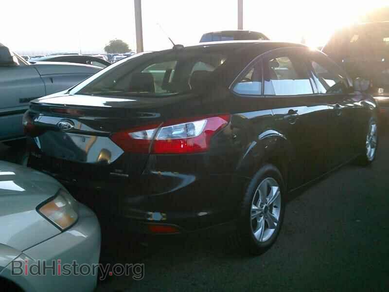 2013 Ford Focus - VIN: 1FADP3F28DL133414 - Фото 2