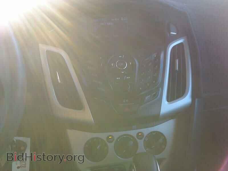 2013 Ford Focus - VIN: 1FADP3F28DL133414 - Фото 4