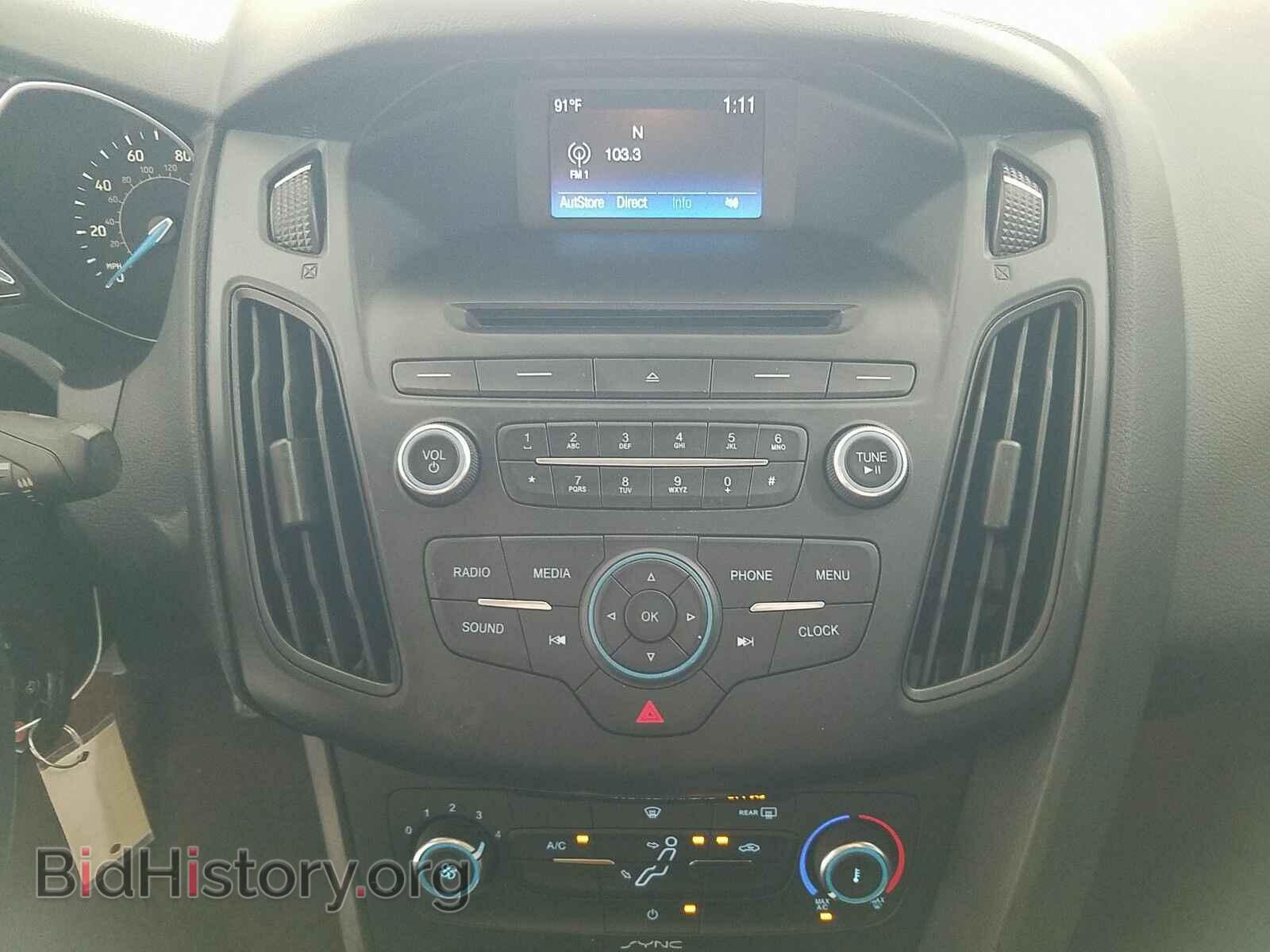 2016 Ford Focus - VIN: 1FADP3F28GL241956 - Фото 11