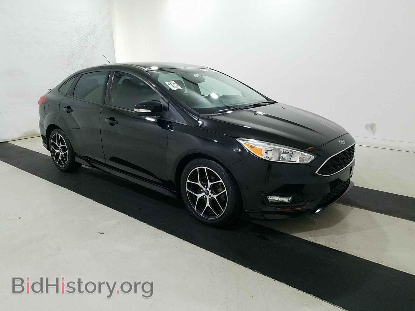 2016 Ford Focus - VIN: 1FADP3F28GL241956 - Фото 3
