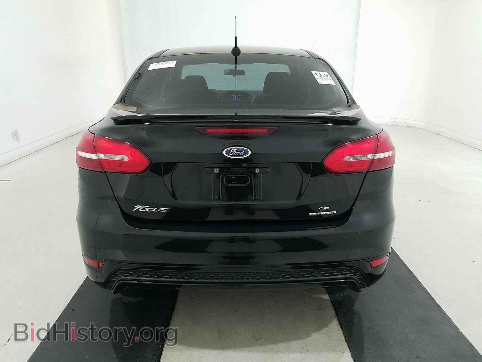 2016 Ford Focus - VIN: 1FADP3F28GL241956 - Фото 5