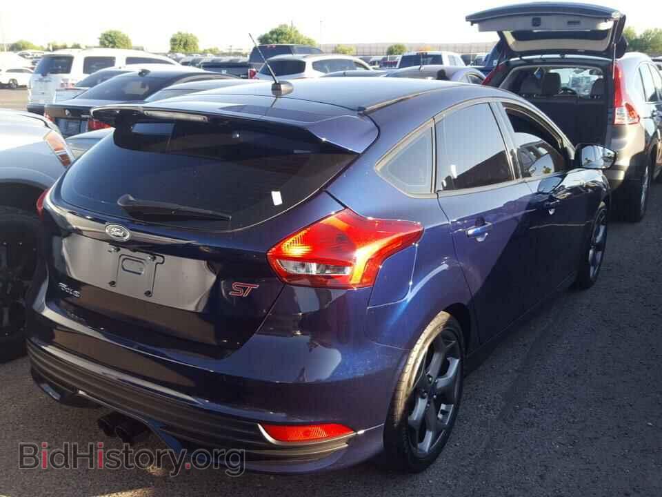 2017 Ford Focus - VIN: 1FADP3L91HL329220 - Фото 2