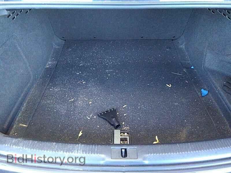 2013 Audi A4 - VIN: WAUBFAFL6DN041379 - Фото 7