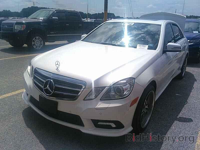 Photo WDDHF7CB2BA379769 - Mercedes-Benz E-Class 2011