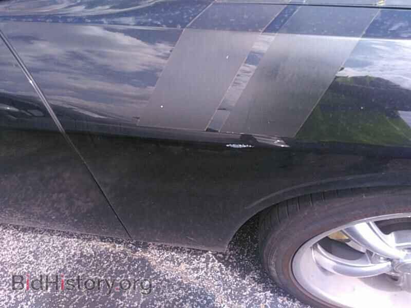 2010 Dodge Challenger - VIN: 2B3CJ4DV0AH159803 - Photo 8