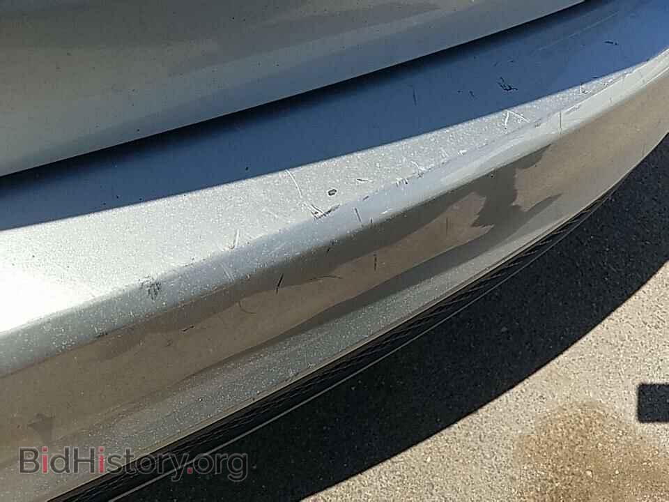 2016 Ford Focus - VIN: 1FADP3F22GL329725 - Photo 9